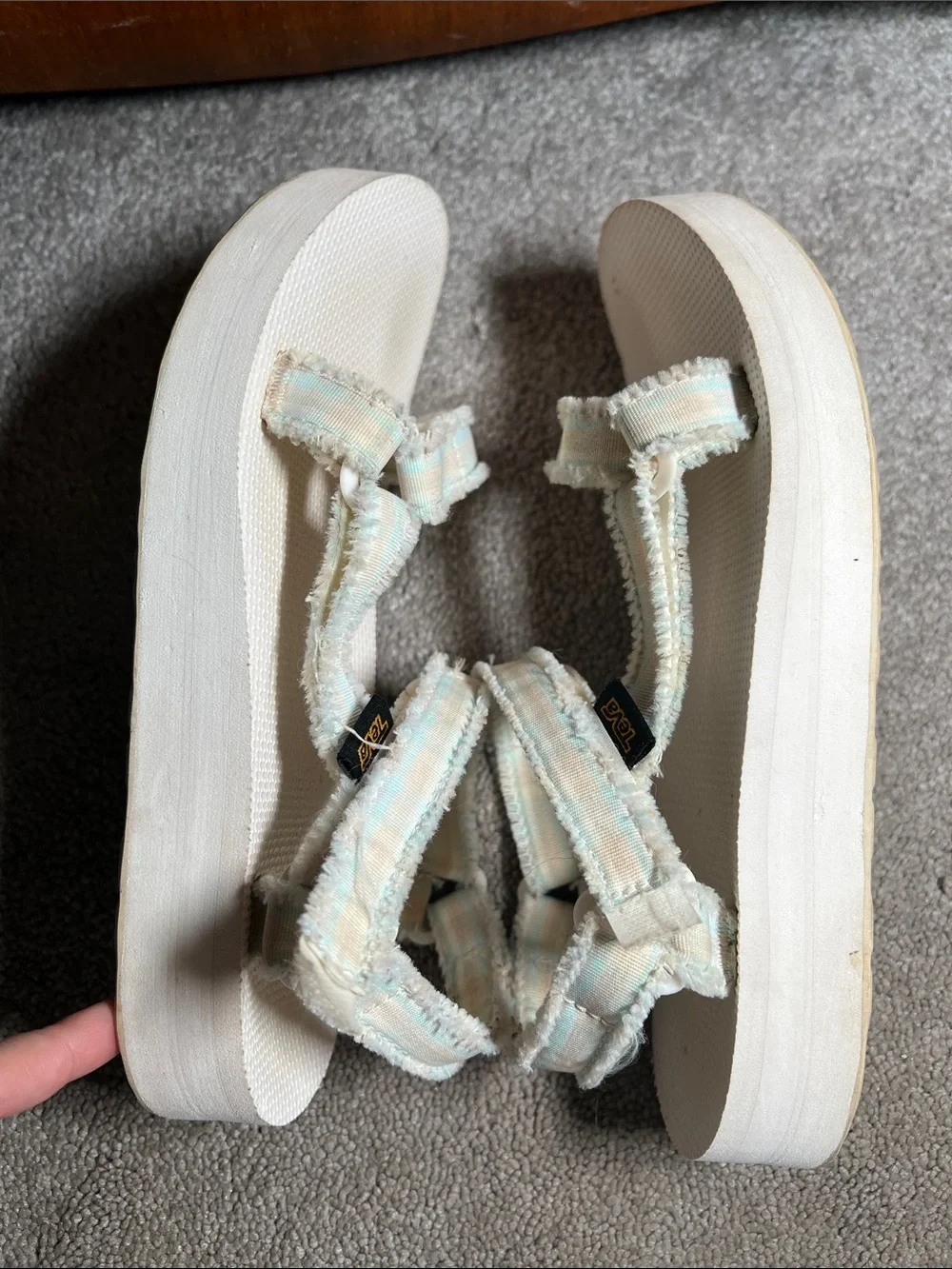 Teva Midform Fray Sandals White Gingham Size 8
